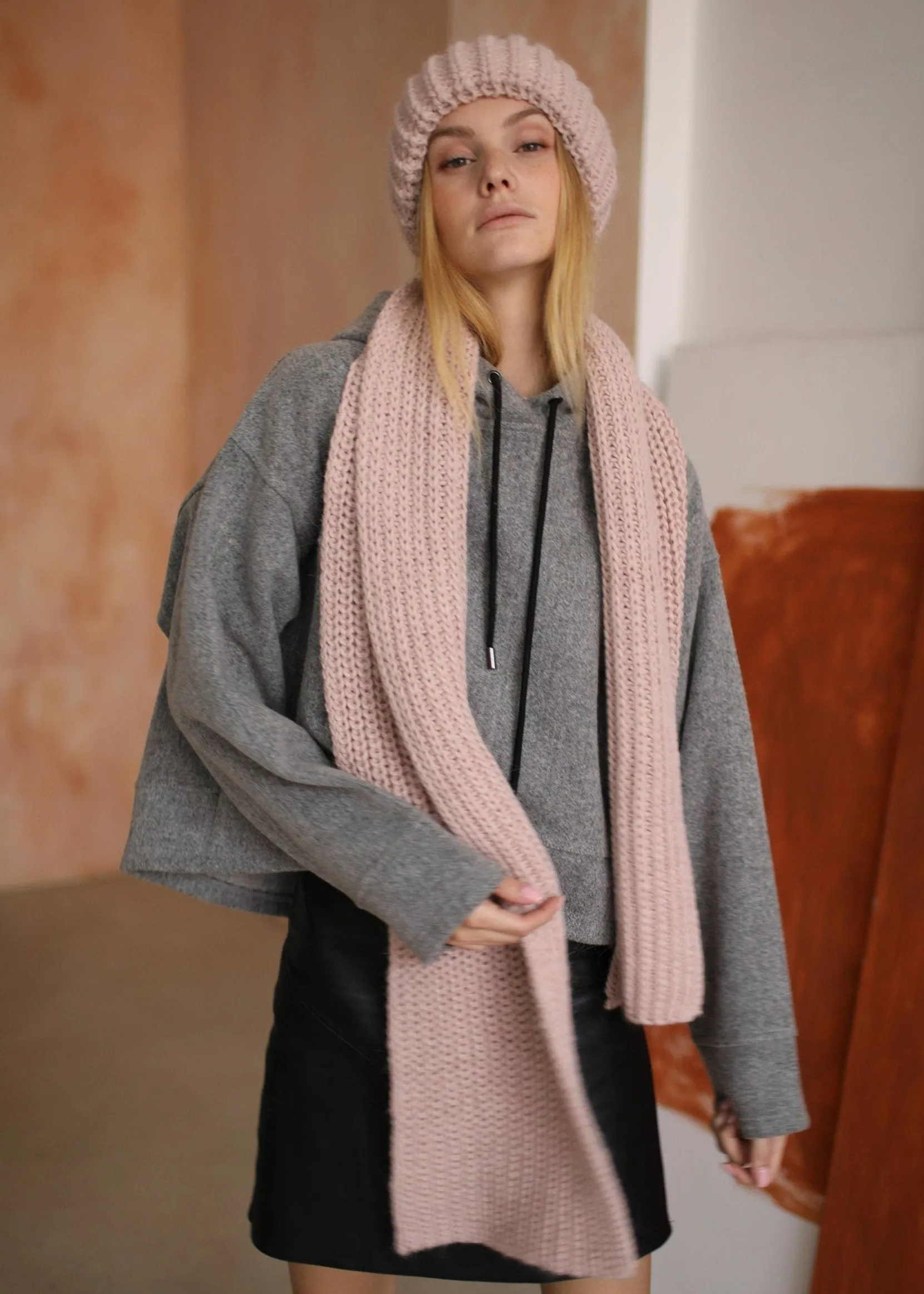 Oversized Alpaca Wool Scarf - Rose
