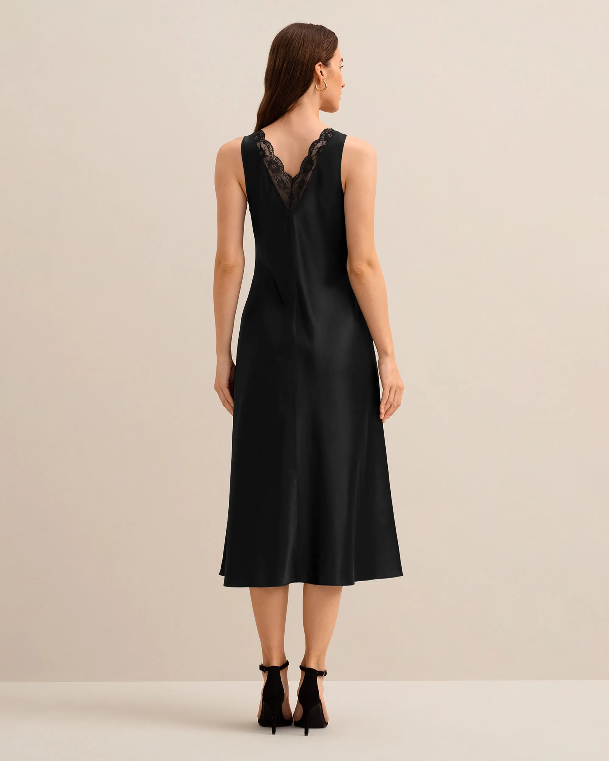 The Armeria Lace Dress